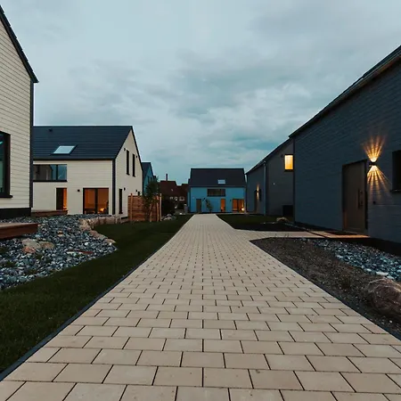 Neu Rügen Resørt Großzügige, Gemütliche Doppelhaushälfte Emma Mit Terrasse Сasa de vacaciones