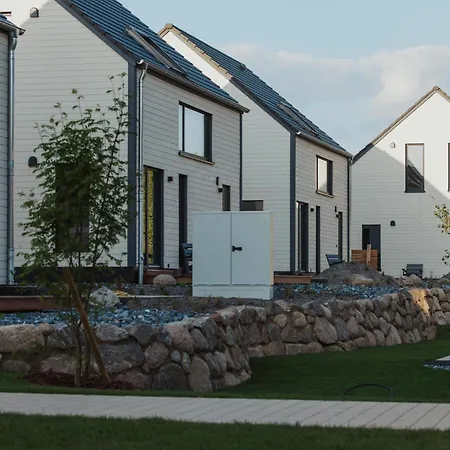 Neu Rügen Resørt Großzügige, Gemütliche Doppelhaushälfte Emma Mit Terrasse Сasa de vacaciones Sagard