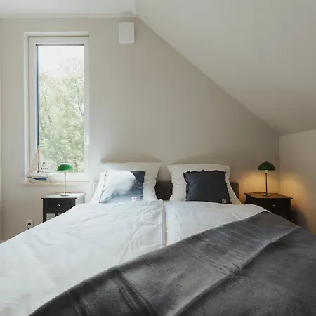 Neu Rügen Resørt Großzügige, Gemütliche Doppelhaushälfte Emma Mit Terrasse